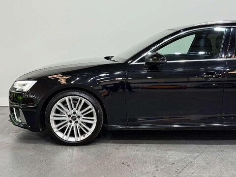 Audi A4 2.0 TFSI 40 S line Estate 5dr Petrol S Tronic Euro 6 (s/s) (190 ps) 19
