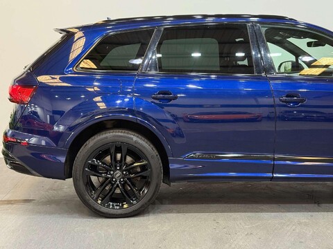 Audi Q7 3.0 TDI V6 50 S line SUV 5dr Diesel Tiptronic quattro Euro 6 (s/s) (286 ps) 16