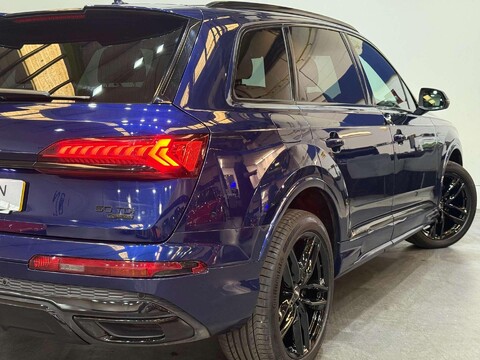 Audi Q7 3.0 TDI V6 50 S line SUV 5dr Diesel Tiptronic quattro Euro 6 (s/s) (286 ps) 29