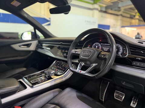 Audi Q7 3.0 TDI V6 50 S line SUV 5dr Diesel Tiptronic quattro Euro 6 (s/s) (286 ps) 30