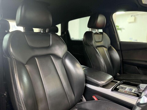 Audi Q7 3.0 TDI V6 50 S line SUV 5dr Diesel Tiptronic quattro Euro 6 (s/s) (286 ps) 33