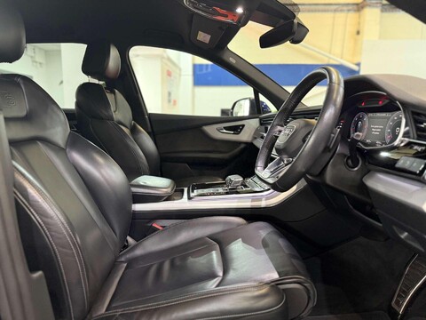 Audi Q7 3.0 TDI V6 50 S line SUV 5dr Diesel Tiptronic quattro Euro 6 (s/s) (286 ps) 34