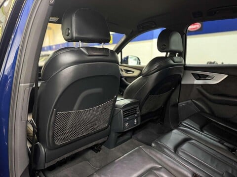 Audi Q7 3.0 TDI V6 50 S line SUV 5dr Diesel Tiptronic quattro Euro 6 (s/s) (286 ps) 40