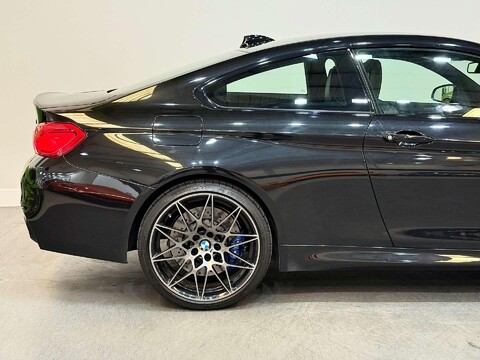 BMW M4 3.0 BiTurbo GPF Competition Coupe 2dr Petrol DCT Euro 6 (s/s) (450 ps) 19