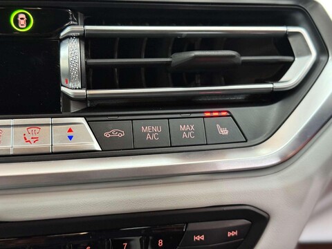 BMW M4 3.0 BiTurbo Competition Coupe 2dr Petrol Steptronic Euro 6 (s/s) (510 ps) 52