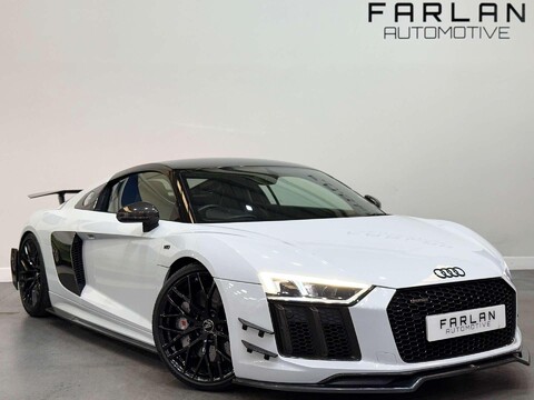 Audi R8 5.2 FSI V10 Plus Coupe 2dr Petrol S Tronic quattro Euro 6 (s/s) (610 ps) 1