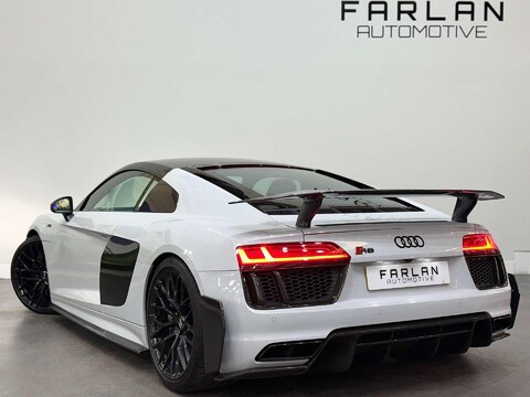Audi R8 5.2 FSI V10 Plus Coupe 2dr Petrol S Tronic quattro Euro 6 (s/s) (610 ps) 5