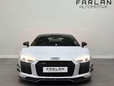 Audi R8 5.2 FSI V10 Plus Coupe 2dr Petrol S Tronic quattro Euro 6 (s/s) (610 ps) 10