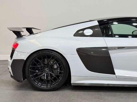 Audi R8 5.2 FSI V10 Plus Coupe 2dr Petrol S Tronic quattro Euro 6 (s/s) (610 ps) 16