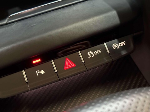 Audi R8 5.2 FSI V10 Plus Coupe 2dr Petrol S Tronic quattro Euro 6 (s/s) (610 ps) 49