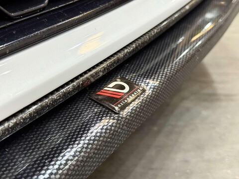 Audi R8 5.2 FSI V10 Plus Coupe 2dr Petrol S Tronic quattro Euro 6 (s/s) (610 ps) 63