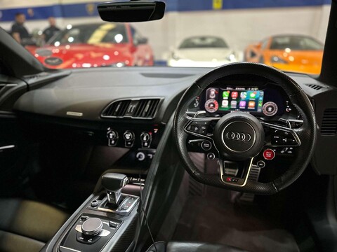 Audi R8 5.2 FSI V10 Plus Coupe 2dr Petrol S Tronic quattro Euro 6 (s/s) (610 ps) 2