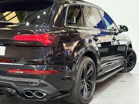 Audi SQ7 4.0 TDI V8 SUV 5dr Diesel Tiptronic quattro Euro 6 (s/s) (435 ps) 29
