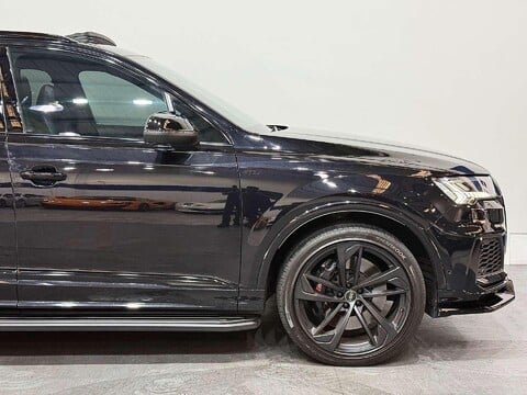 Audi SQ7 4.0 TDI V8 SUV 5dr Diesel Tiptronic quattro Euro 6 (s/s) (435 ps) 16