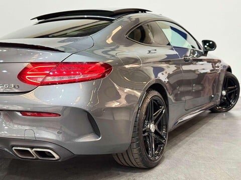 Mercedes-Benz C Class 4.0 C63 V8 BiTurbo AMG S (Premium) Coupe 2dr Petrol SpdS MCT Euro 6 (s/s) ( 22