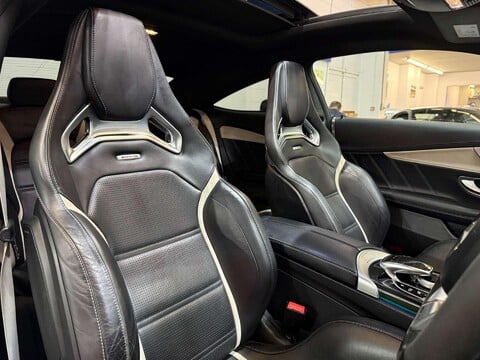 Mercedes-Benz C Class 4.0 C63 V8 BiTurbo AMG S (Premium) Coupe 2dr Petrol SpdS MCT Euro 6 (s/s) ( 31