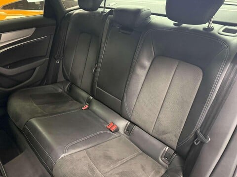 Audi A6 2.0 TDI 40 Black Edition Saloon 4dr Diesel S Tronic Euro 6 (s/s) (204 ps) 39
