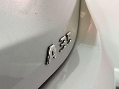 Mercedes-Benz A Class 2.0 A35 AMG (Premium Plus) Hatchback 5dr Petrol SpdS DCT 4MATIC Euro 6 (s/s 39