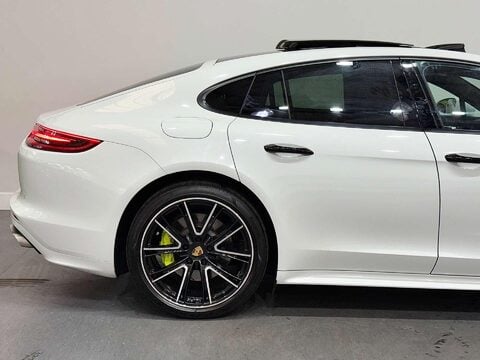 Porsche Panamera 2.9 V6 E-Hybrid 14kWh 4 Saloon 5dr Petrol Plug-in Hybrid PDK 4WD Euro 6 (s/ 16