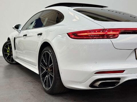Porsche Panamera 2.9 V6 E-Hybrid 14kWh 4 Saloon 5dr Petrol Plug-in Hybrid PDK 4WD Euro 6 (s/ 30