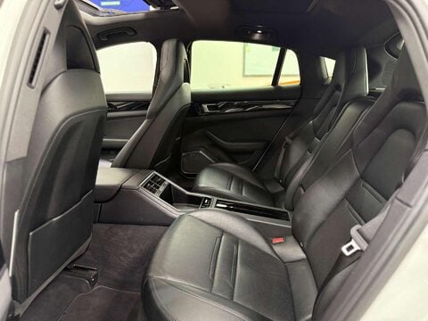 Porsche Panamera 2.9 V6 E-Hybrid 14kWh 4 Saloon 5dr Petrol Plug-in Hybrid PDK 4WD Euro 6 (s/ 35