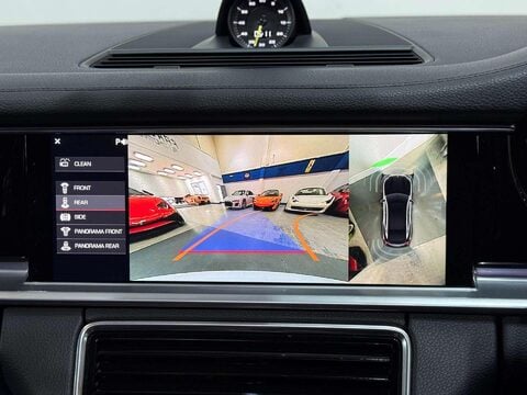 Porsche Panamera 2.9 V6 E-Hybrid 14kWh 4 Saloon 5dr Petrol Plug-in Hybrid PDK 4WD Euro 6 (s/ 44