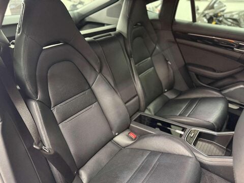 Porsche Panamera 2.9 V6 E-Hybrid 14kWh 4 Saloon 5dr Petrol Plug-in Hybrid PDK 4WD Euro 6 (s/ 50