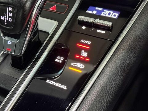 Porsche Panamera 2.9 V6 E-Hybrid 14kWh 4 Saloon 5dr Petrol Plug-in Hybrid PDK 4WD Euro 6 (s/ 66