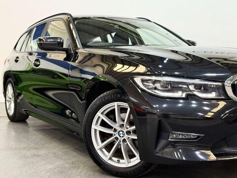 BMW 3 Series 2.0 318d MHT SE Touring 5dr Diesel Hybrid Auto Euro 6 (s/s) (150 ps) 7