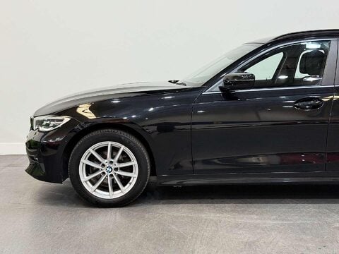 BMW 3 Series 2.0 318d MHT SE Touring 5dr Diesel Hybrid Auto Euro 6 (s/s) (150 ps) 18
