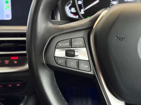 BMW 3 Series 2.0 318d MHT SE Touring 5dr Diesel Hybrid Auto Euro 6 (s/s) (150 ps) 30