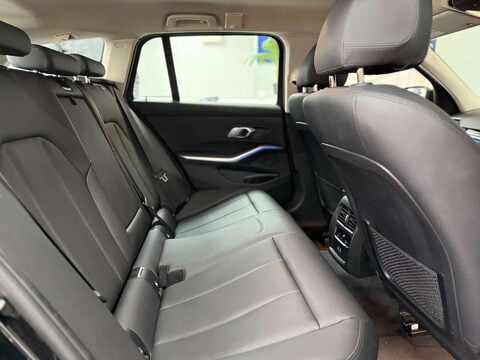 BMW 3 Series 2.0 318d MHT SE Touring 5dr Diesel Hybrid Auto Euro 6 (s/s) (150 ps) 35