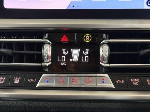 BMW 3 Series 2.0 318d MHT SE Touring 5dr Diesel Hybrid Auto Euro 6 (s/s) (150 ps) 56