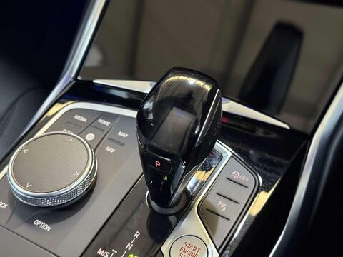 BMW 3 Series 2.0 318d MHT SE Touring 5dr Diesel Hybrid Auto Euro 6 (s/s) (150 ps) 49