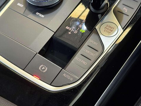 BMW 3 Series 2.0 318d MHT SE Touring 5dr Diesel Hybrid Auto Euro 6 (s/s) (150 ps) 51