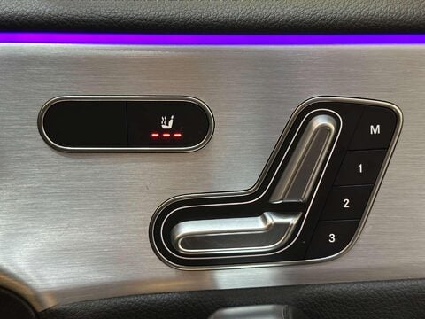 Mercedes-Benz A Class 2.0 A35 AMG (Premium Plus) Hatchback 5dr Petrol SpdS DCT 4MATIC Euro 6 (s/s 44