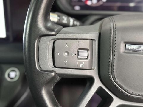 Land Rover Defender 3.0 i6 X SUV 5dr Petrol Auto 4WD Euro 6 (s/s) (400 ps) 29