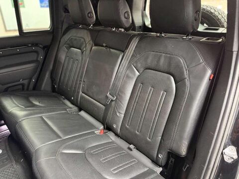 Land Rover Defender 3.0 i6 X SUV 5dr Petrol Auto 4WD Euro 6 (s/s) (400 ps) 40