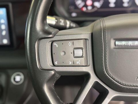Land Rover Defender 3.0 i6 X SUV 5dr Petrol Auto 4WD Euro 6 (s/s) (400 ps) 33