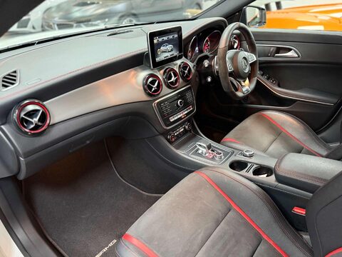 Mercedes-Benz CLA Class 2.0 CLA45 AMG Coupe 4dr Petrol SpdS DCT 4MATIC Euro 6 (s/s) (381 ps) 34