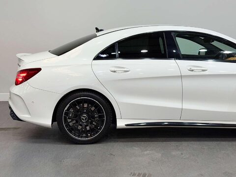 Mercedes-Benz CLA Class 2.0 CLA45 AMG Coupe 4dr Petrol SpdS DCT 4MATIC Euro 6 (s/s) (381 ps) 15