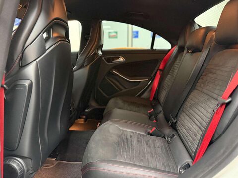 Mercedes-Benz CLA Class 2.0 CLA45 AMG Coupe 4dr Petrol SpdS DCT 4MATIC Euro 6 (s/s) (381 ps) 36