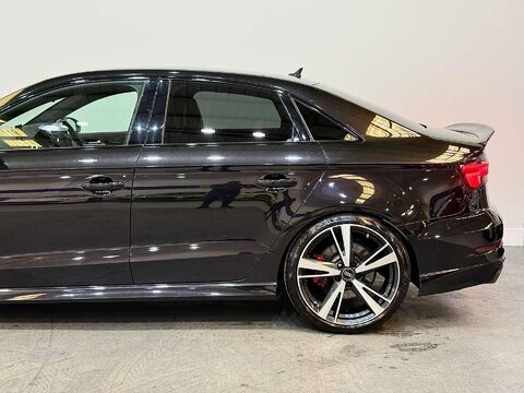 Audi RS3 2.5 TFSI Saloon 4dr Petrol S Tronic quattro Euro 6 (s/s) (400 ps) 21