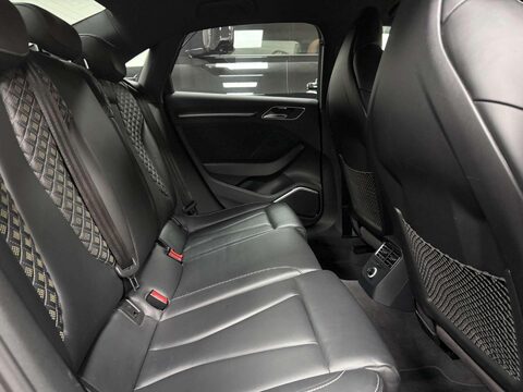 Audi RS3 2.5 TFSI Saloon 4dr Petrol S Tronic quattro Euro 6 (s/s) (400 ps) 46