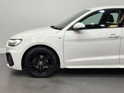 Audi A1 1.0 TFSI 30 S line Sportback 5dr Petrol Manual Euro 6 (s/s) (116 ps) 18