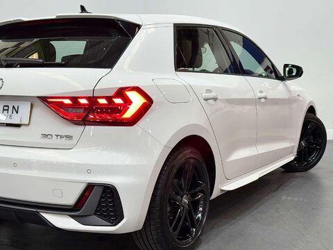 Audi A1 1.0 TFSI 30 S line Sportback 5dr Petrol Manual Euro 6 (s/s) (116 ps) 21