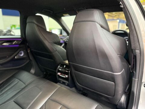 BMW M5 4.4 V8 GPF Saloon 4dr Petrol Steptronic xDrive Euro 6 (s/s) (600 ps) 55