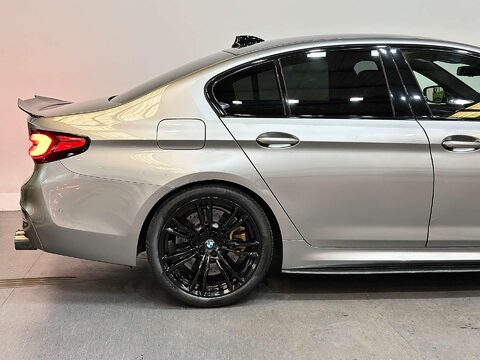 BMW M5 4.4 V8 GPF Saloon 4dr Petrol Steptronic xDrive Euro 6 (s/s) (600 ps) 19