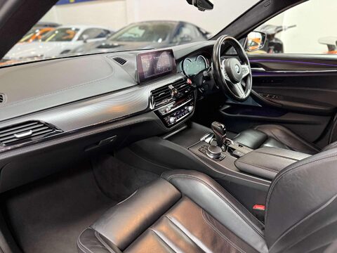 BMW M5 4.4 V8 GPF Saloon 4dr Petrol Steptronic xDrive Euro 6 (s/s) (600 ps) 48