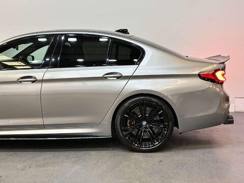 BMW M5 4.4 V8 GPF Saloon 4dr Petrol Steptronic xDrive Euro 6 (s/s) (600 ps) 17